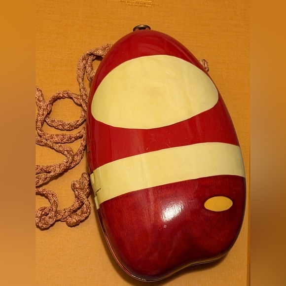 Handbags - Vintage Rafael Sanchez Lacquered Wood Bag